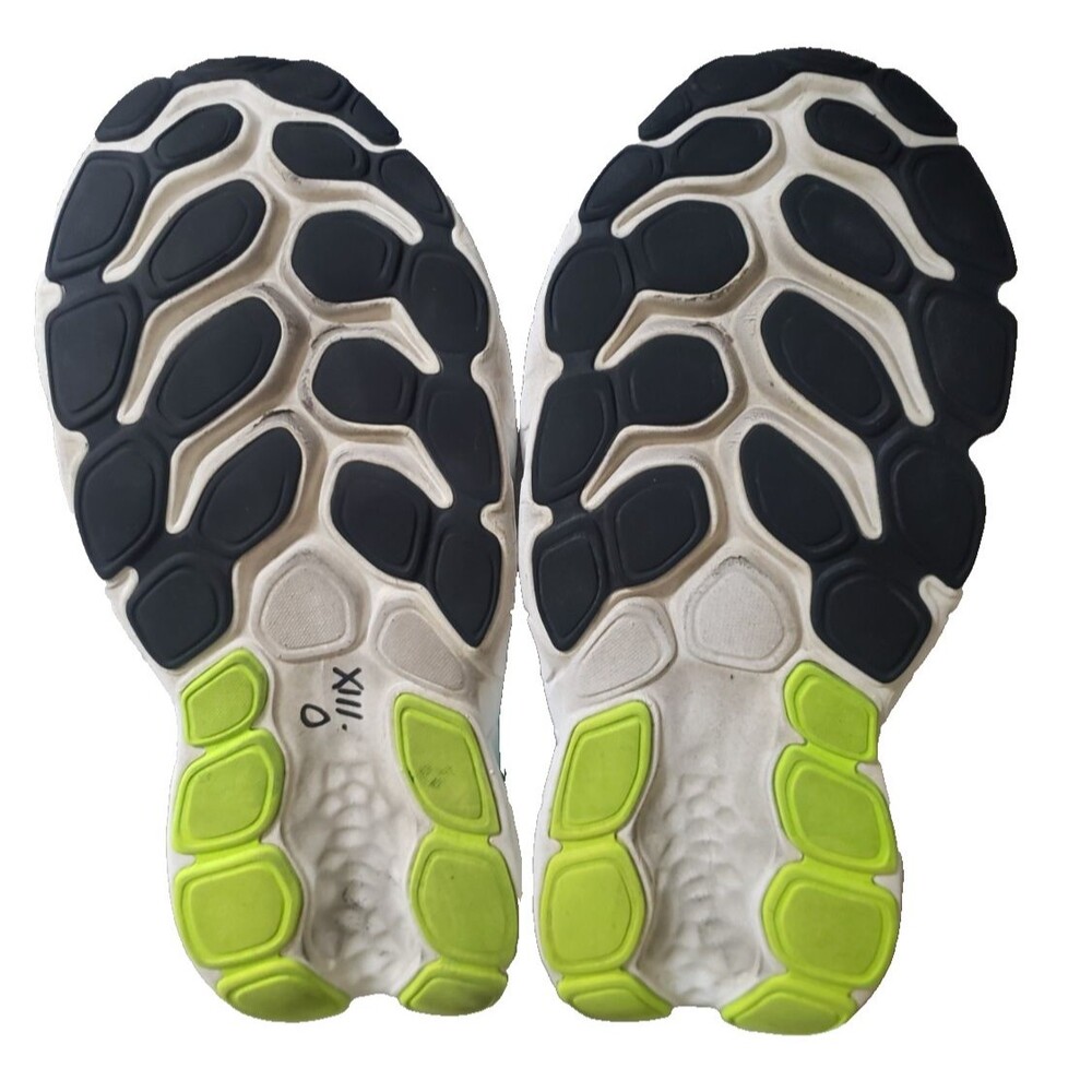 New Balance Fresh Foam More V4 White Electric Teal size Men's Size 11 D MMORWT4 - Picture 12 of 12